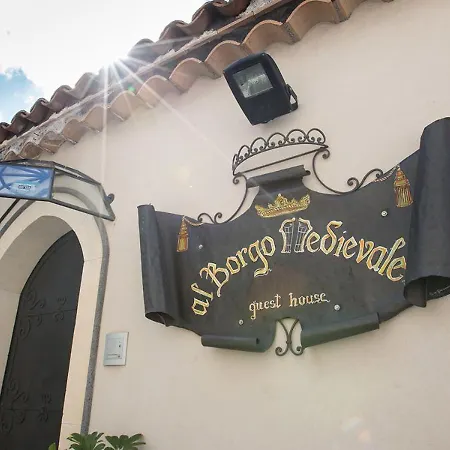 Borgo Medievale Penzion 3*