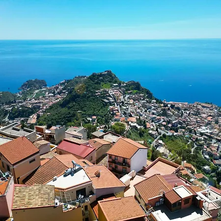 Borgo Medievale 3*