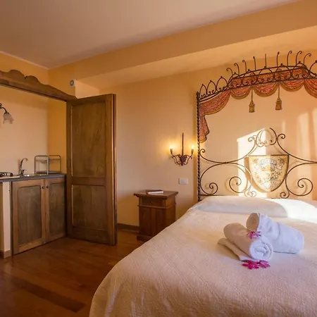 Borgo Medievale 3* Castelmola